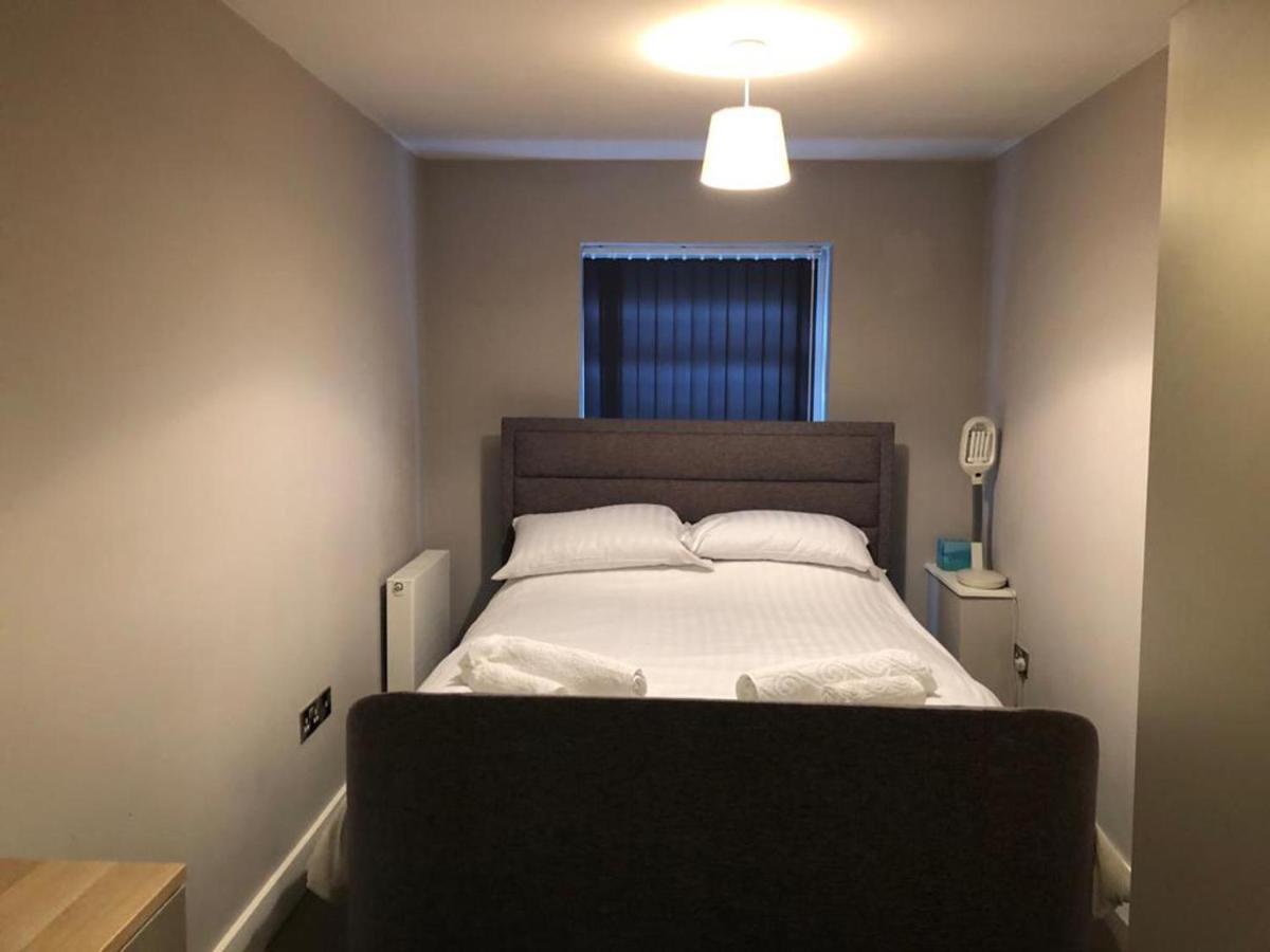 Charming 2-Bed Apartment In Christchurch クライストチャーチ エクステリア 写真