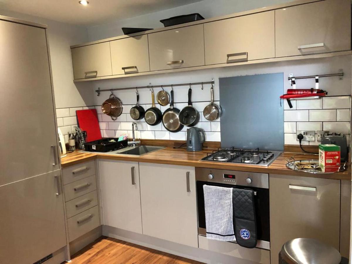 Charming 2-Bed Apartment In Christchurch クライストチャーチ エクステリア 写真